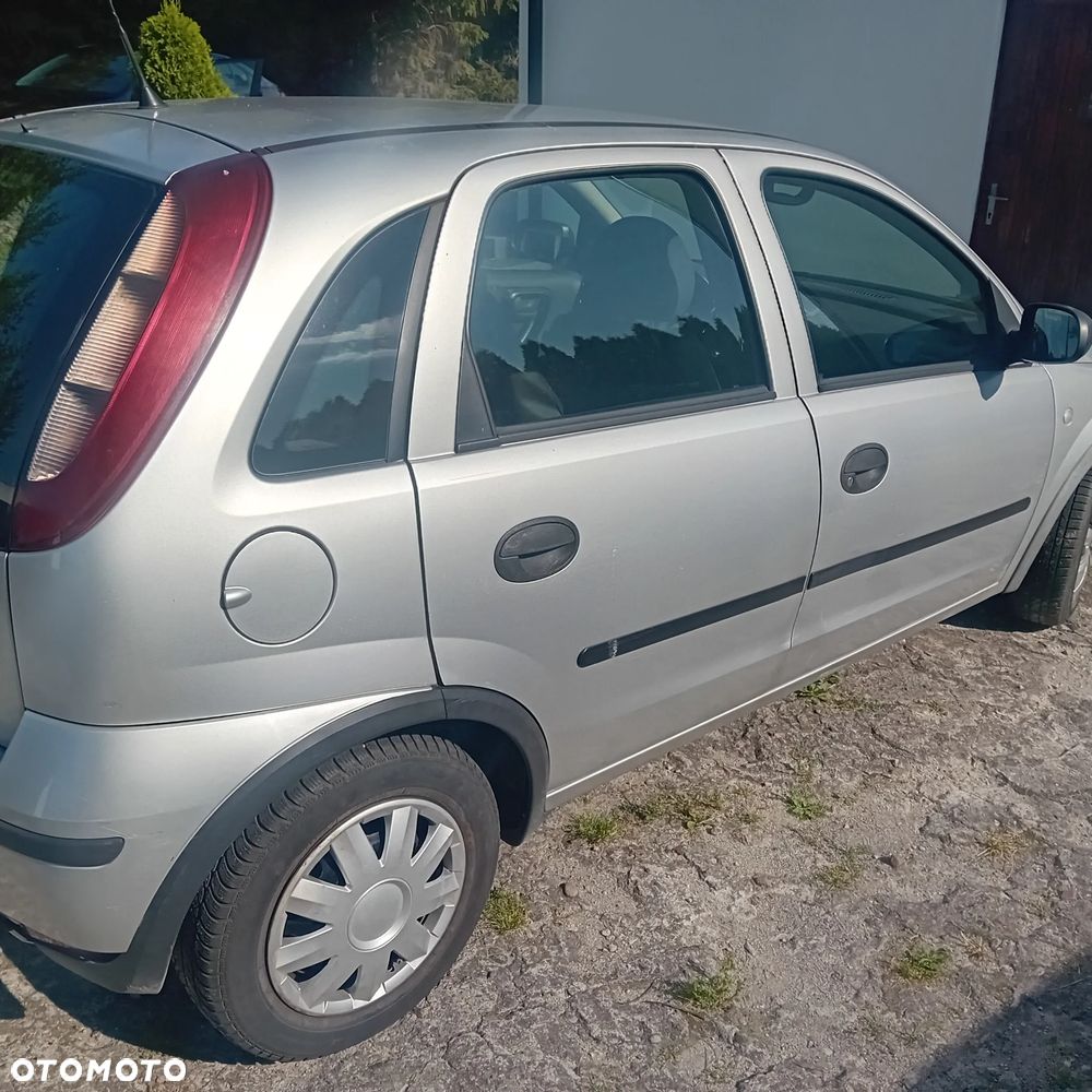 Opel Corsa 1.2 16V - 6