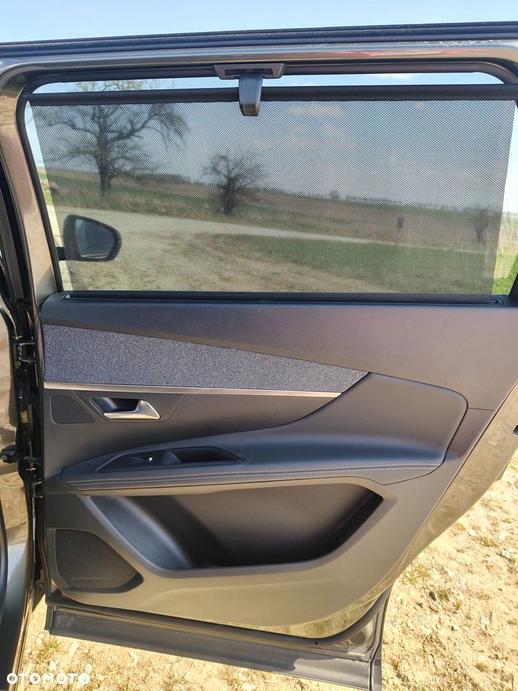 Peugeot 5008 1.6 PureTech GT Line S&S EAT8 - 11
