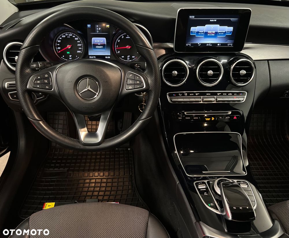 Mercedes-Benz Klasa C 180 9G-TRONIC - 26