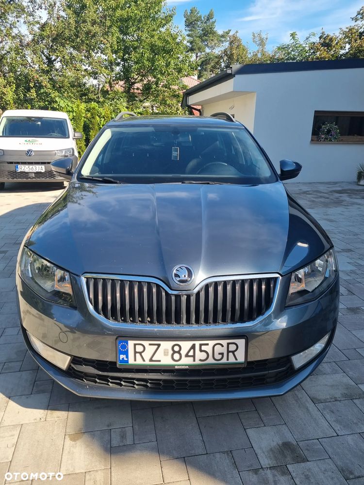 Skoda Octavia 1.4 TSI Ambition DSG - 2