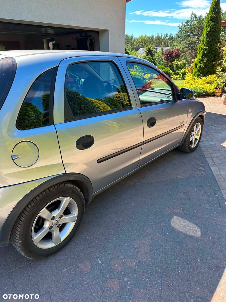 Opel Corsa - 4