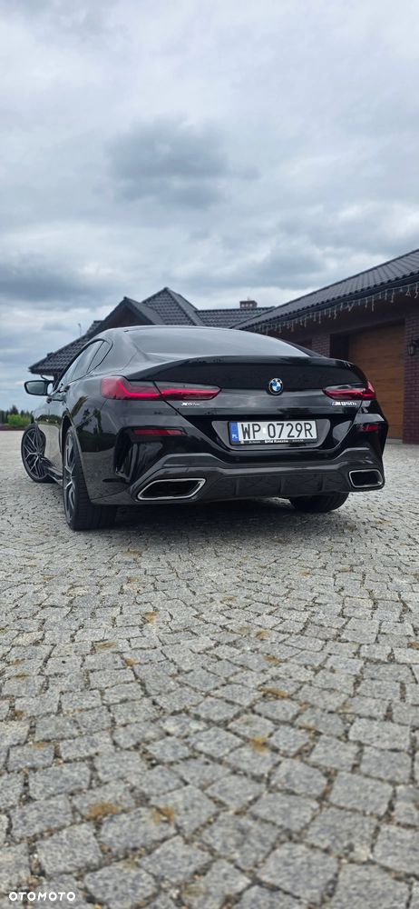 BMW Seria 8 - 11