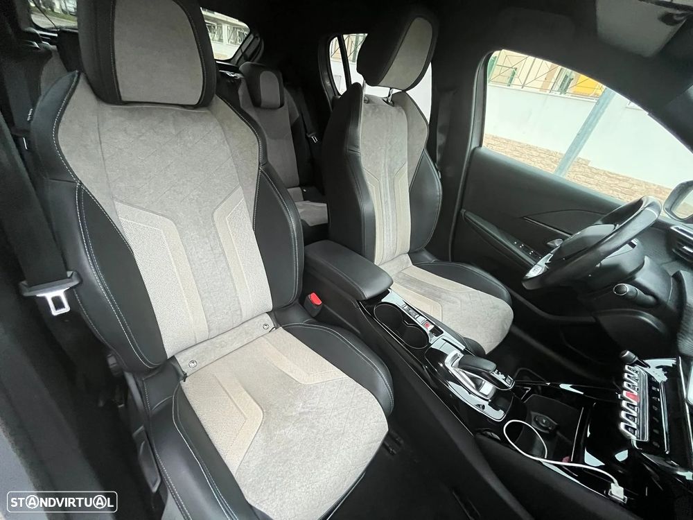 Peugeot e-208 GT Pack - 13