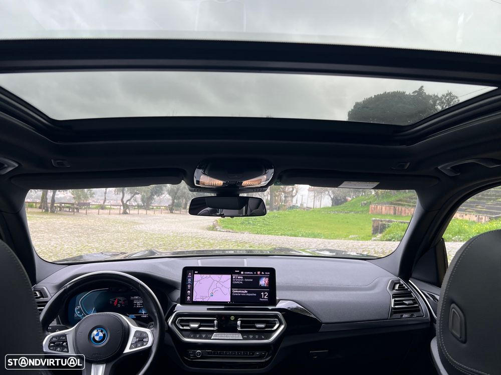 BMW iX3 M Sport Inspiring - 14