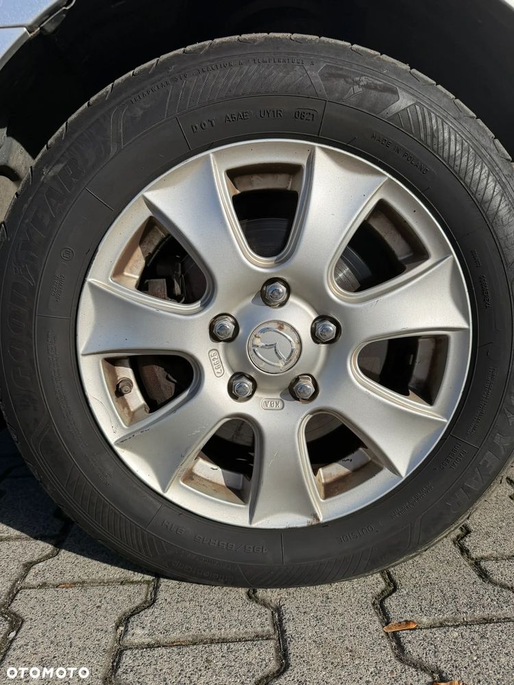 Mazda 3 - 25