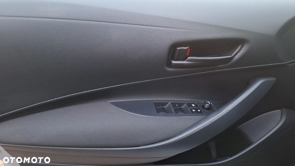 Toyota Corolla 1.8 Hybrid Active - 14