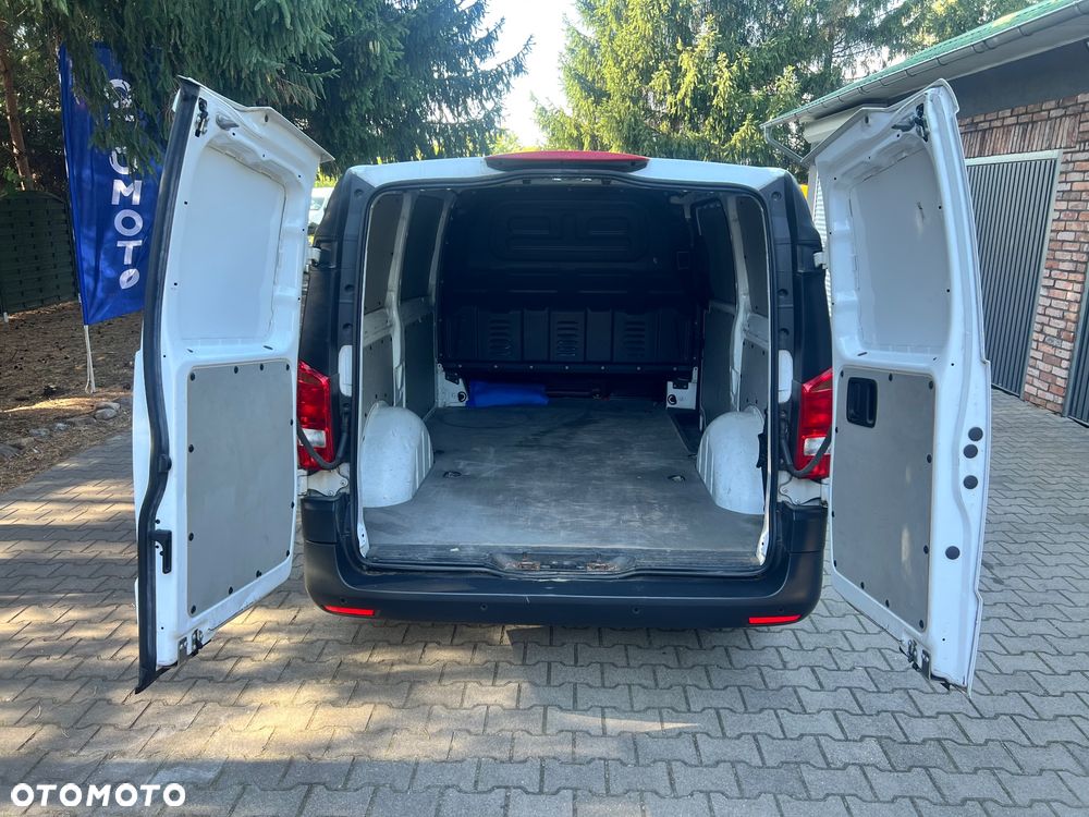 Mercedes-Benz VITO LONG 1.6 CDI 114KM 2019r - 19