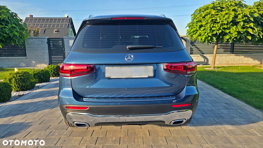 Mercedes-Benz GLB - 4