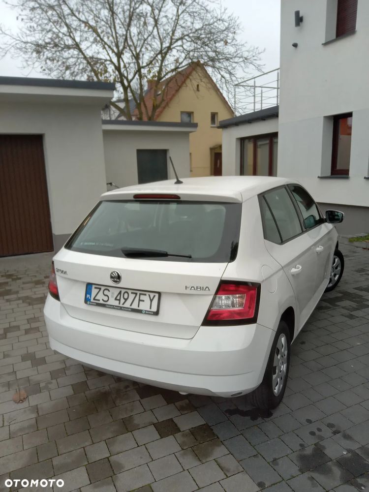 Skoda Fabia 1.0 Active - 3