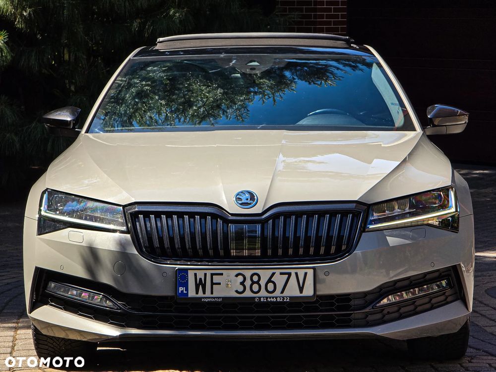 Skoda Superb 2.0 TDI SCR Sportline DSG - 13