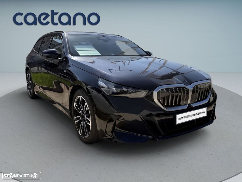 BMW 530 e Pack Desportivo M - 25