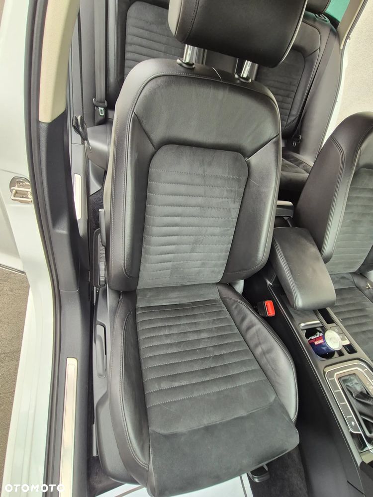 Volkswagen Passat Variant 2.0 TDI SCR 4Motion DSG (BMT) Highline - 34