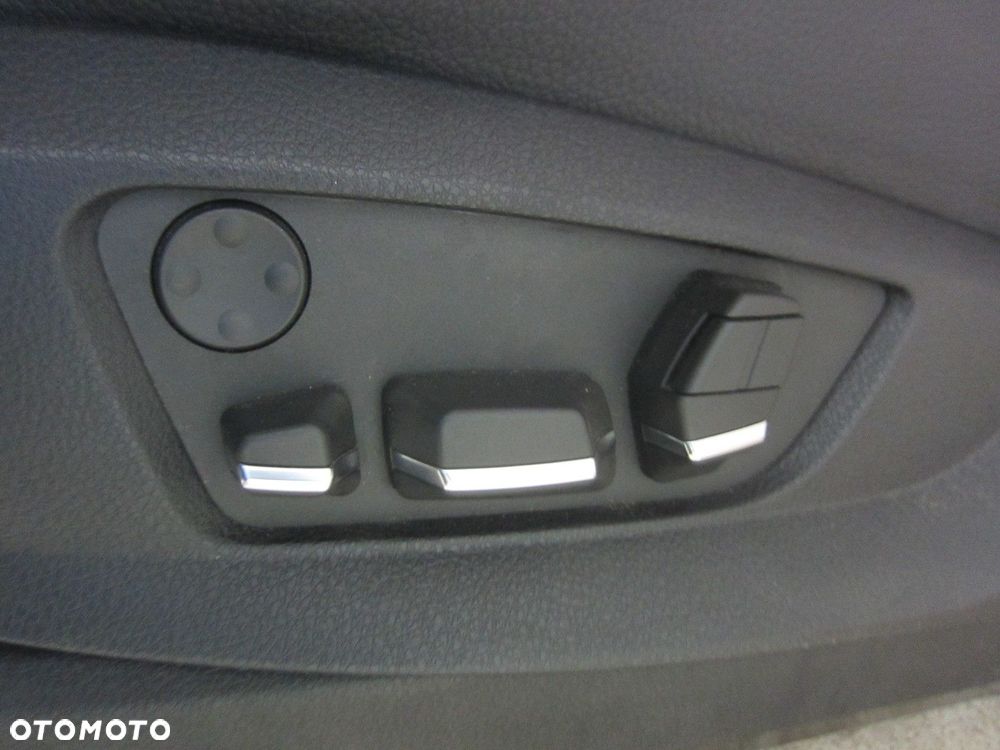 BMW F10 SEDAN MPAKIET FOTELE KOMFORT SPORT CZARNA SKÓRA GRZANE PAMIĘĆ EUROP - 12