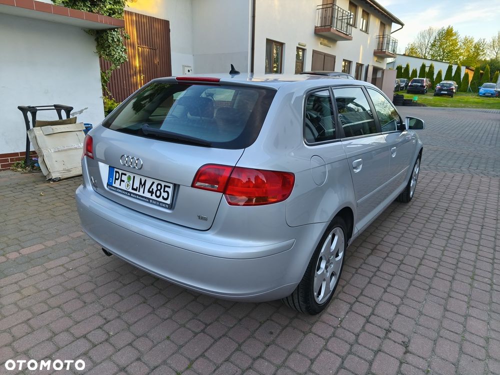 Audi A3 Sportback 1.6 Ambition - 6