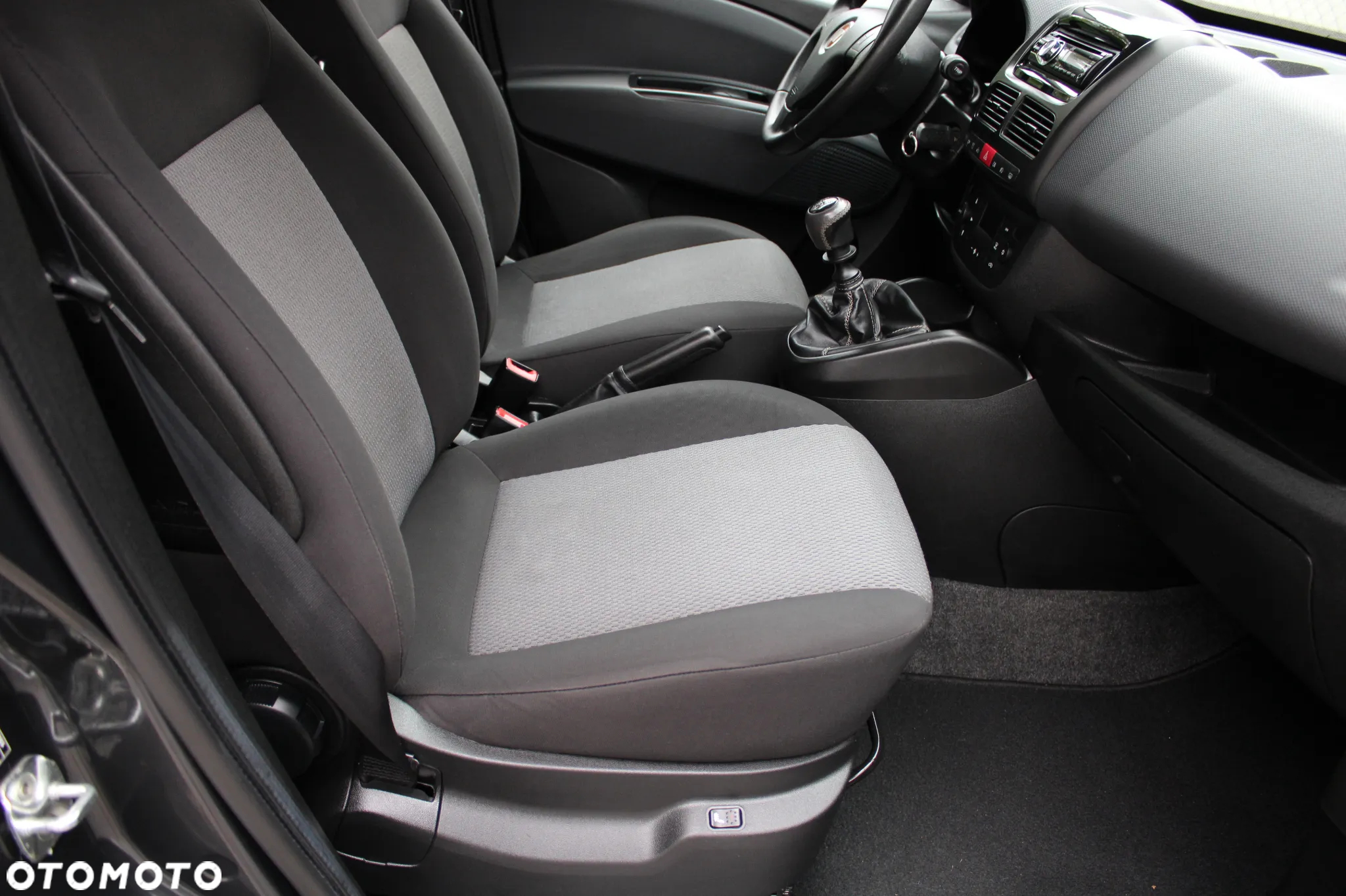 Fiat Doblo 1.4 T-Jet 16V Lounge - 25