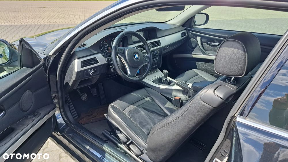 BMW Seria 3 320d - 7