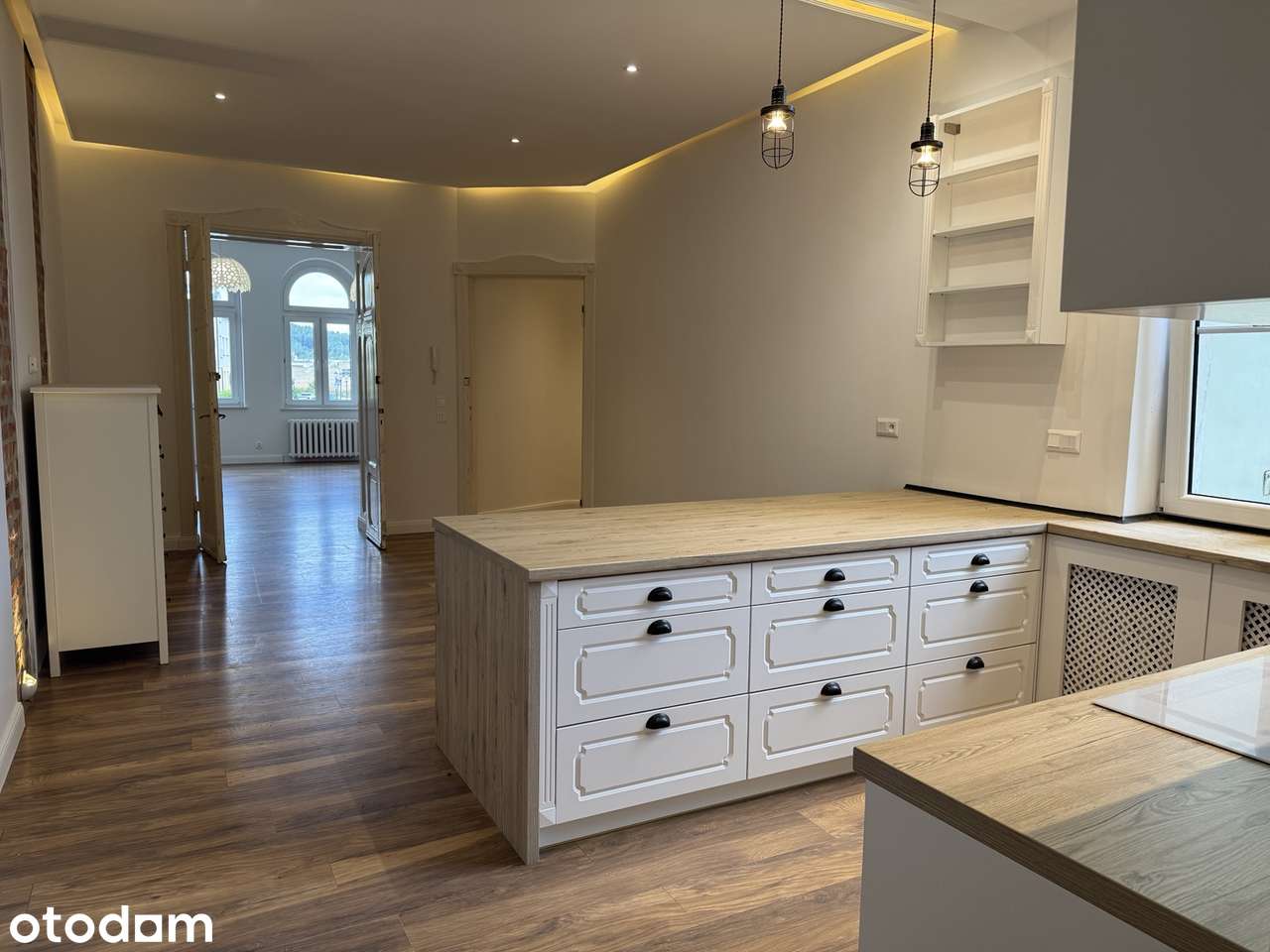 4-POKOJOWE MIESZKANIE 86,66m² CENTRUM - PO REMONCIE, DOSTĘPNE OD ZARAZ