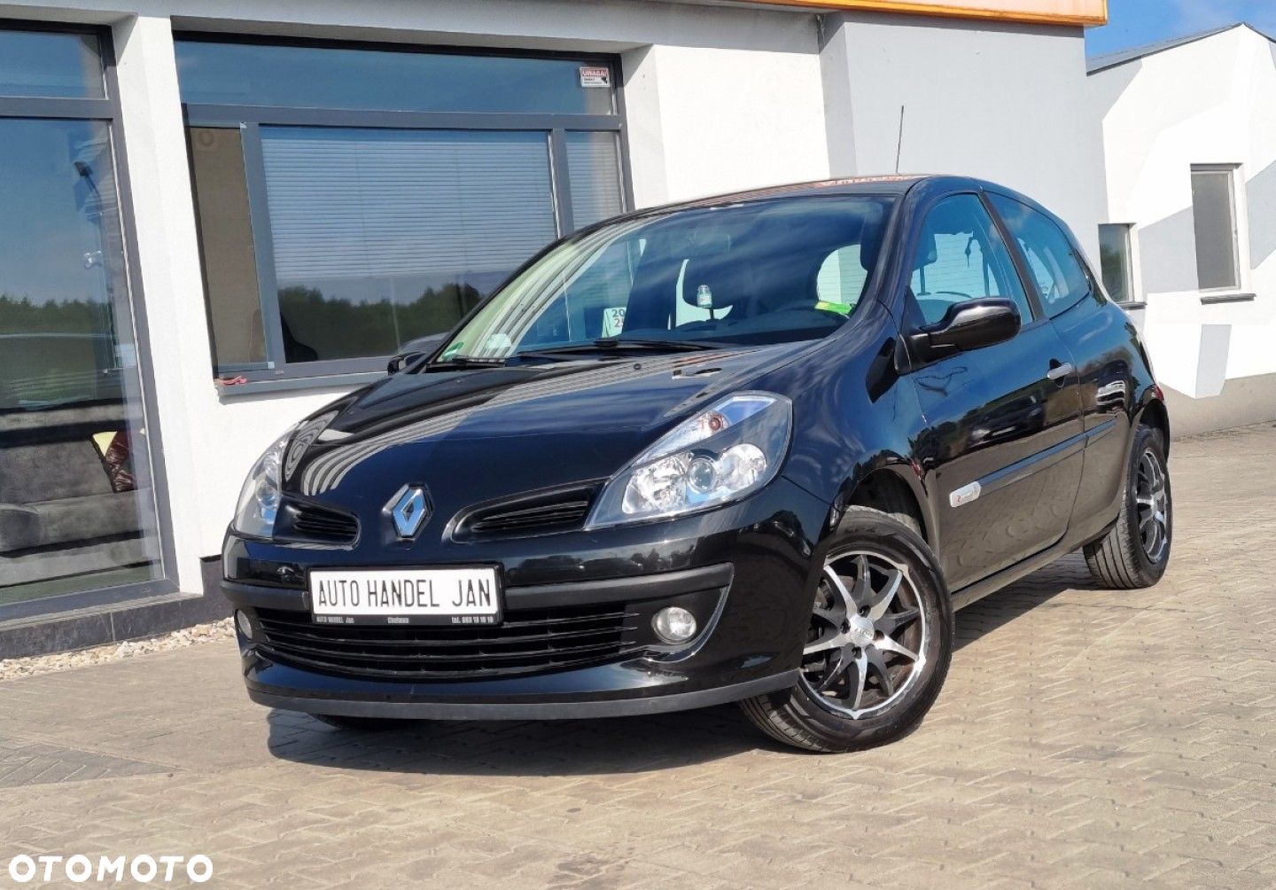 Renault Clio - 1