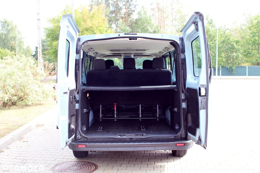 Renault Trafic - 15