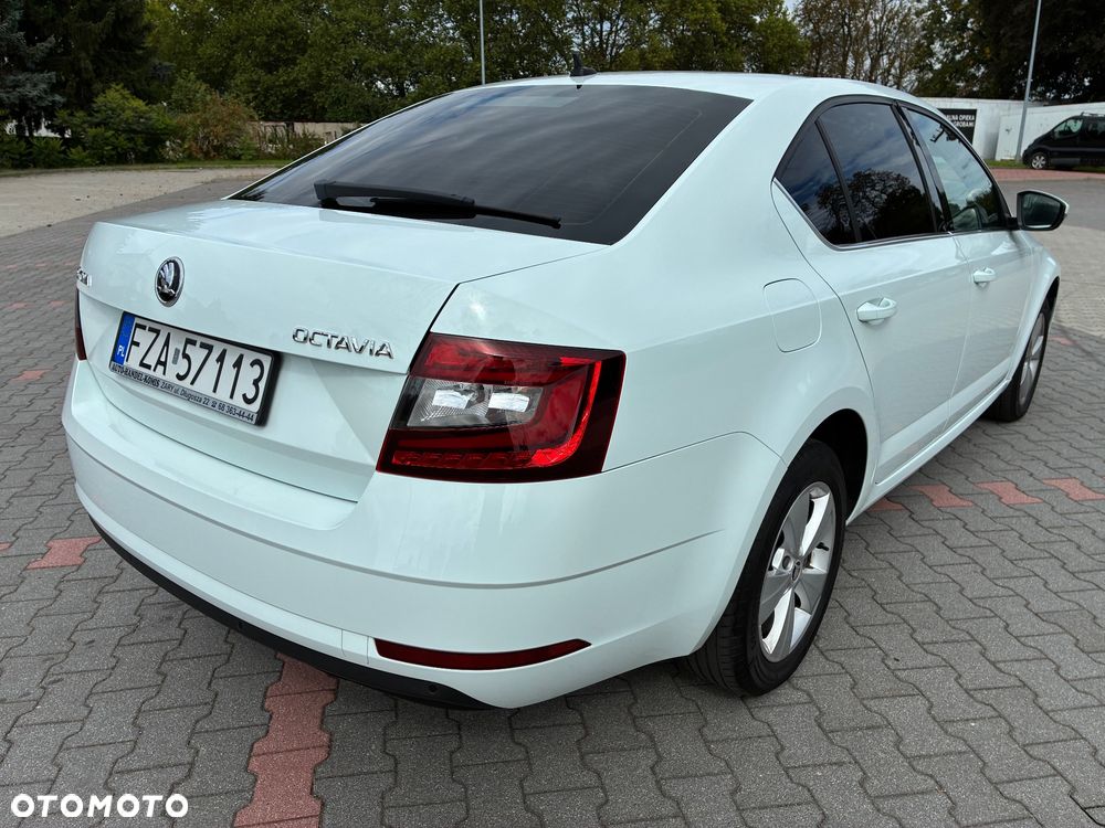 Skoda Octavia 1.6 TDI Business - 8