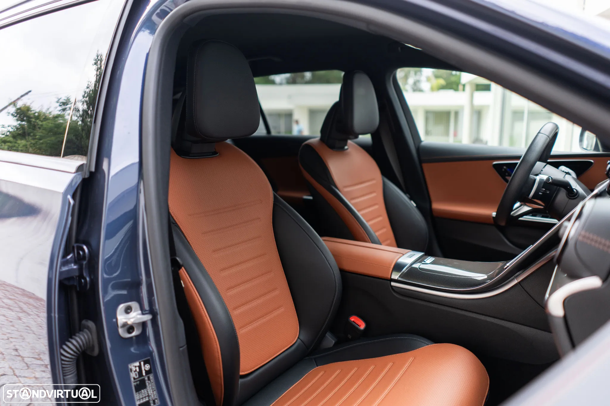 Mercedes-Benz C 300 e AMG Line - 23
