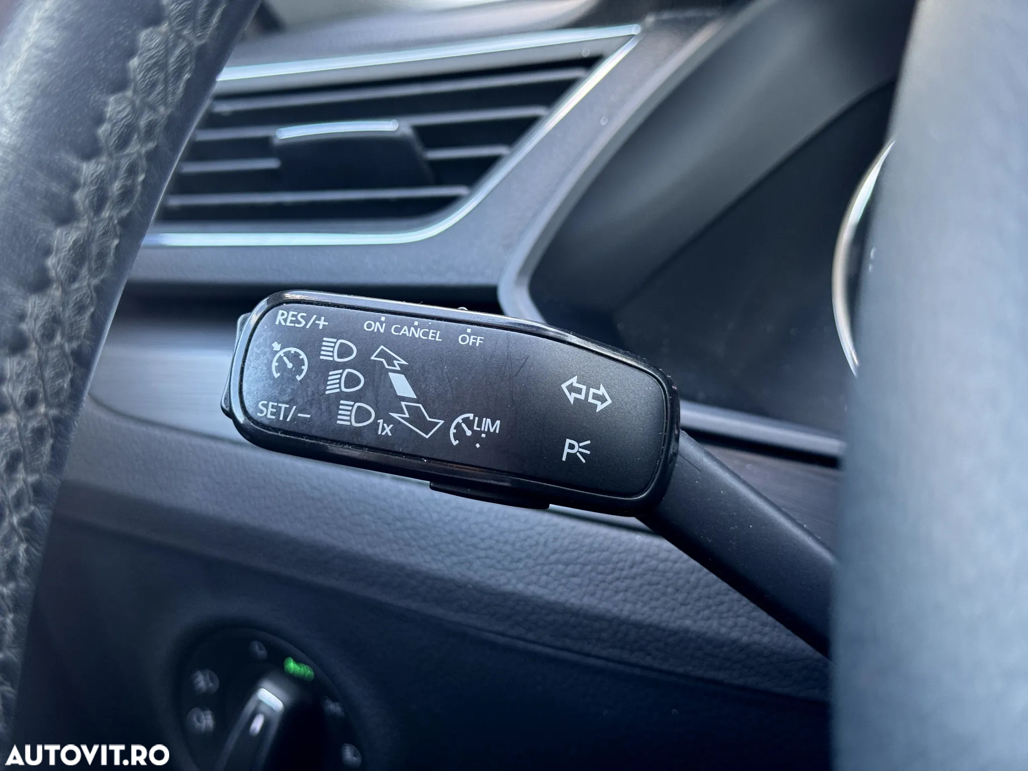 Skoda Superb 2.0 TDI DSG Style - 21