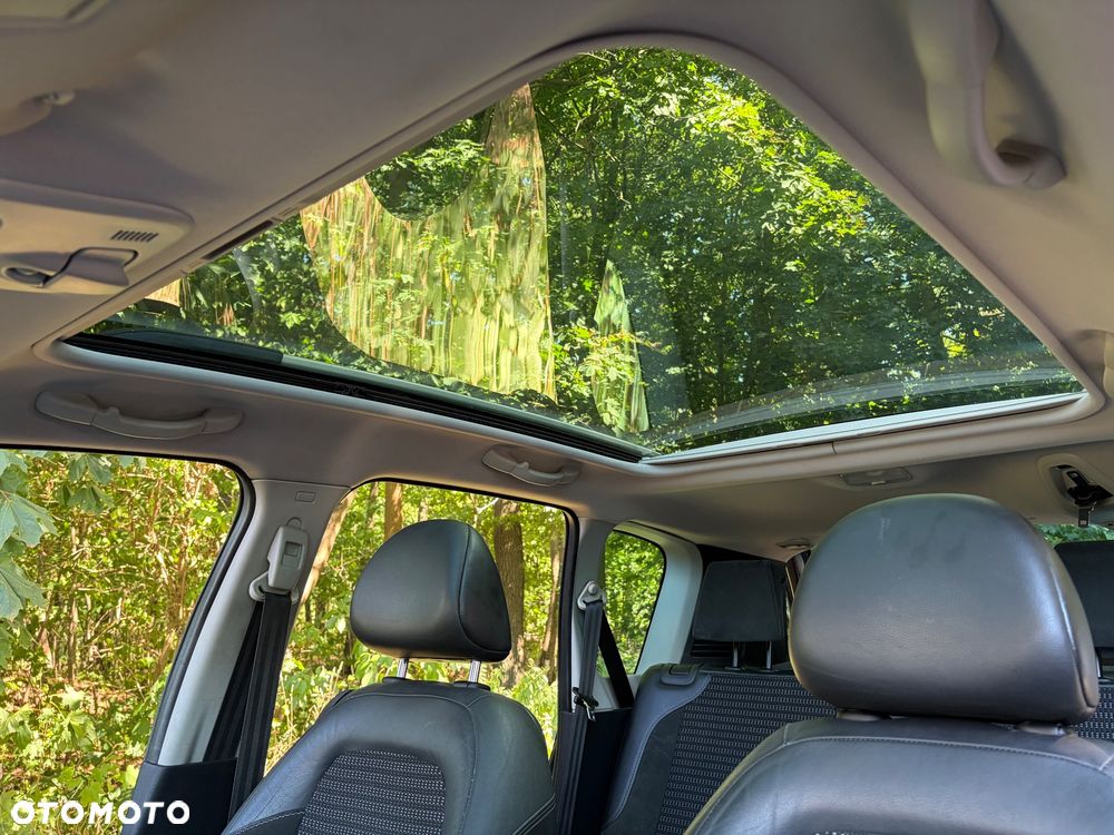 Citroën C3 Picasso 1.6i Exclusive - 12