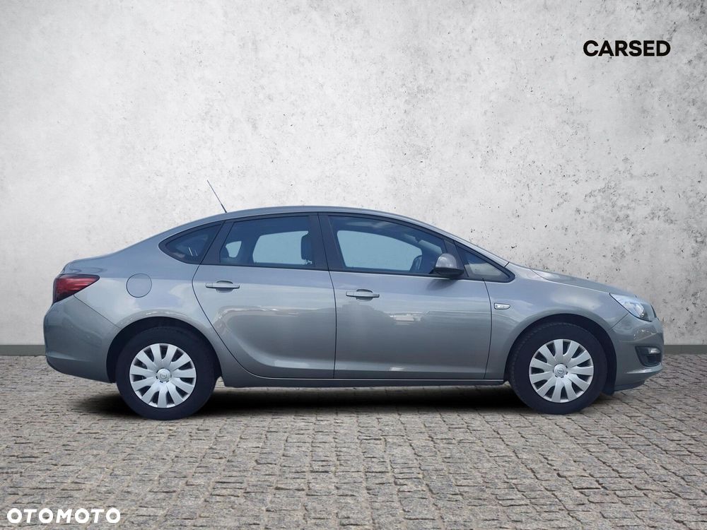 Opel Astra - 8