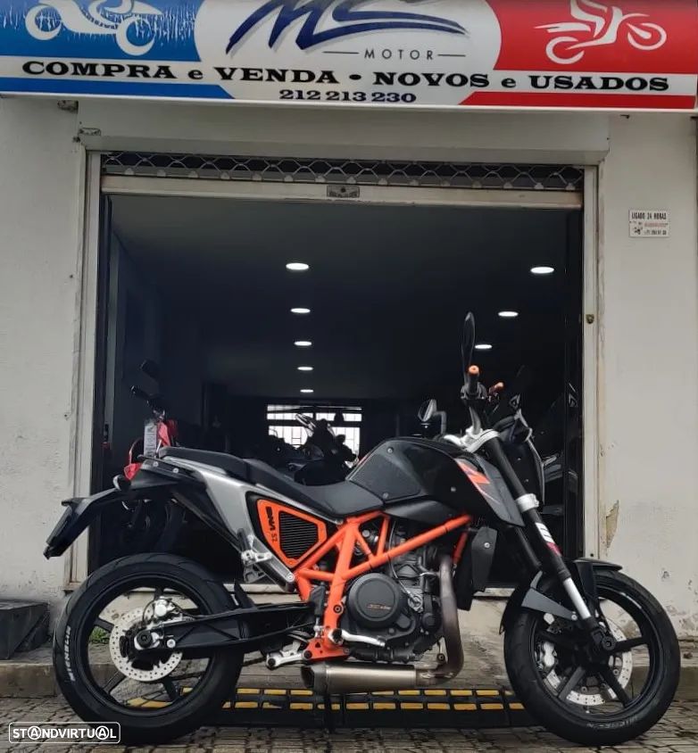 KTM Duke 690 - 1