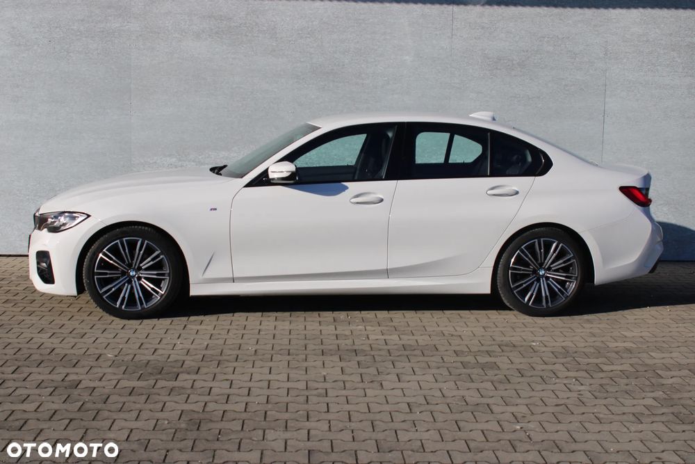 BMW Seria 3 318i M Sport sport - 8