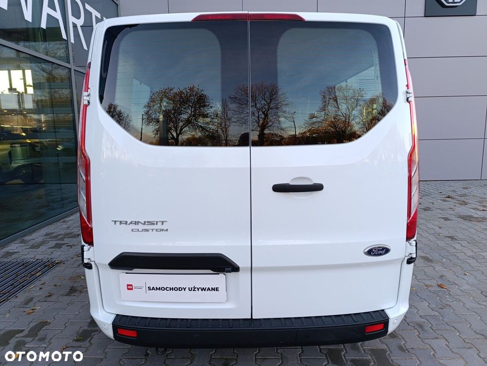 Ford Transit Custom - 10