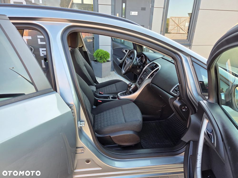 Opel Astra - 10