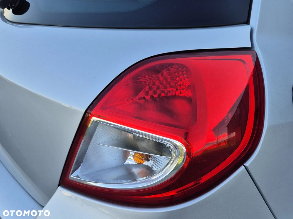Renault Clio - 11