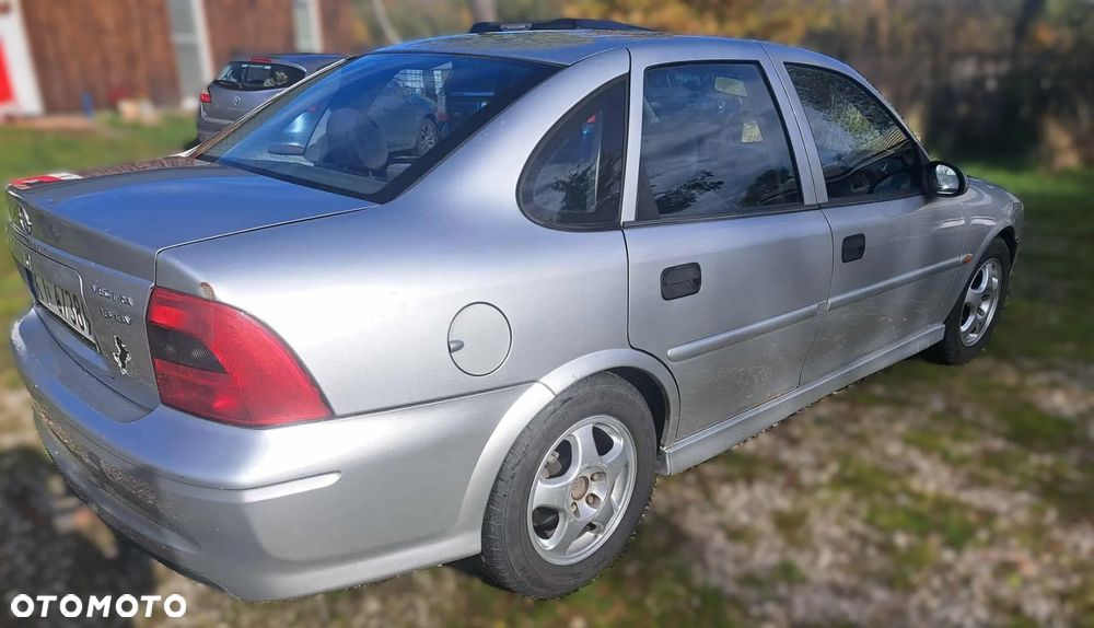 Opel Vectra 1.6 Comfort - 5