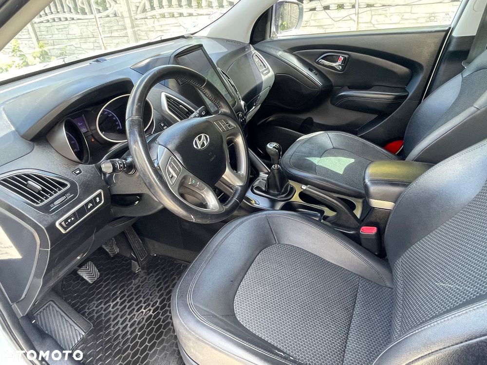 Hyundai ix35 2.0 2WD Comfort - 11