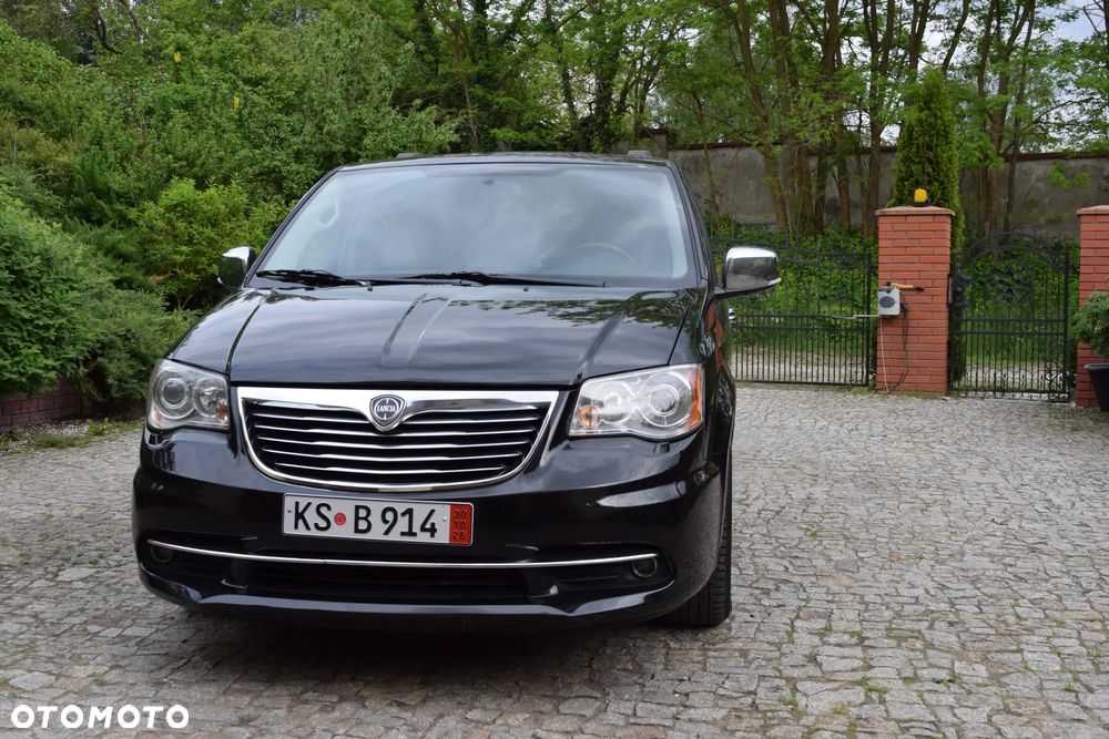 Lancia Voyager 2.8 Multijet 16v Platinum - 1