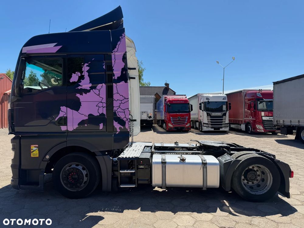 MAN TGX 18.430 MEGA / RETARDER / 3 SZTUKI / BIAŁY KOLOR OKLEJONY FOLIĄ / 1 WŁAŚCICIEL / SALON POLSKA / LOW DECK / KLIMA POSTOJOWA / MAŁE PRZEBIEGI TYLKO 360-420 TYS. KM / 2022 ROK PRODUKCJI !! - 6