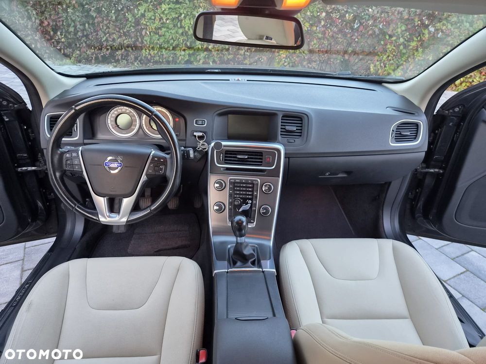 Volvo V60 2011