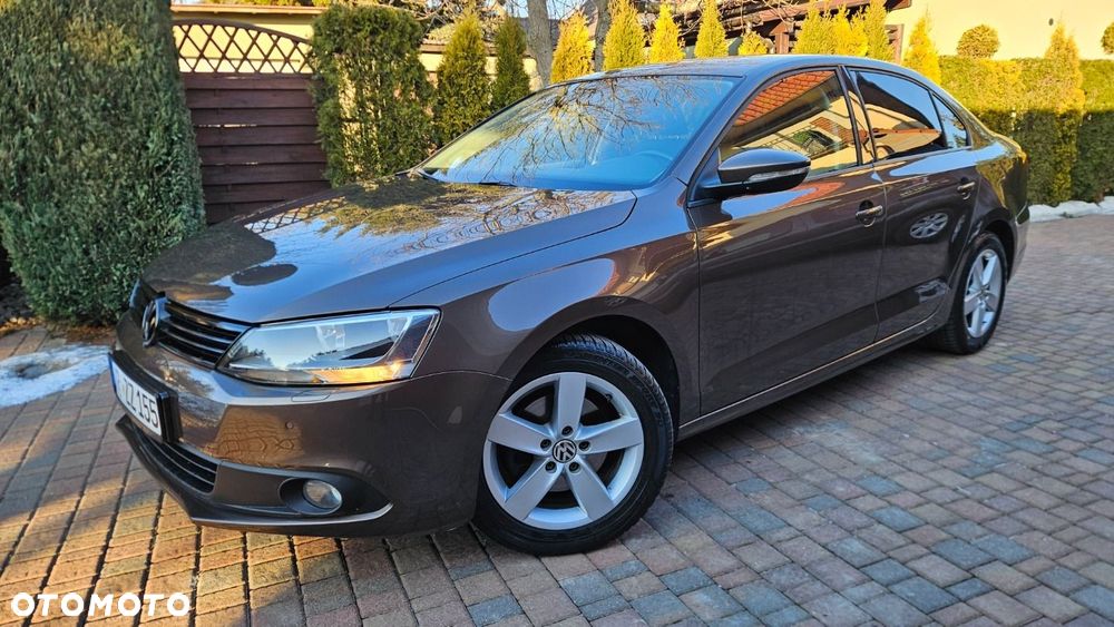 Volkswagen Jetta 1.4 TSI Trendline - 3