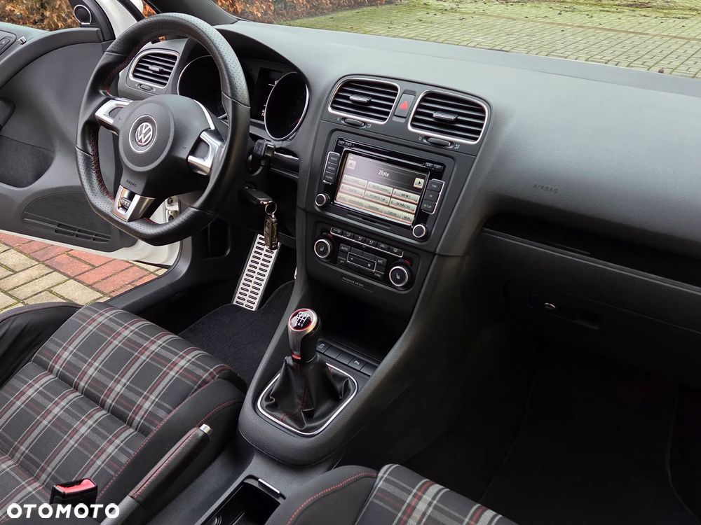 Volkswagen Golf 2.0 GTI - 21