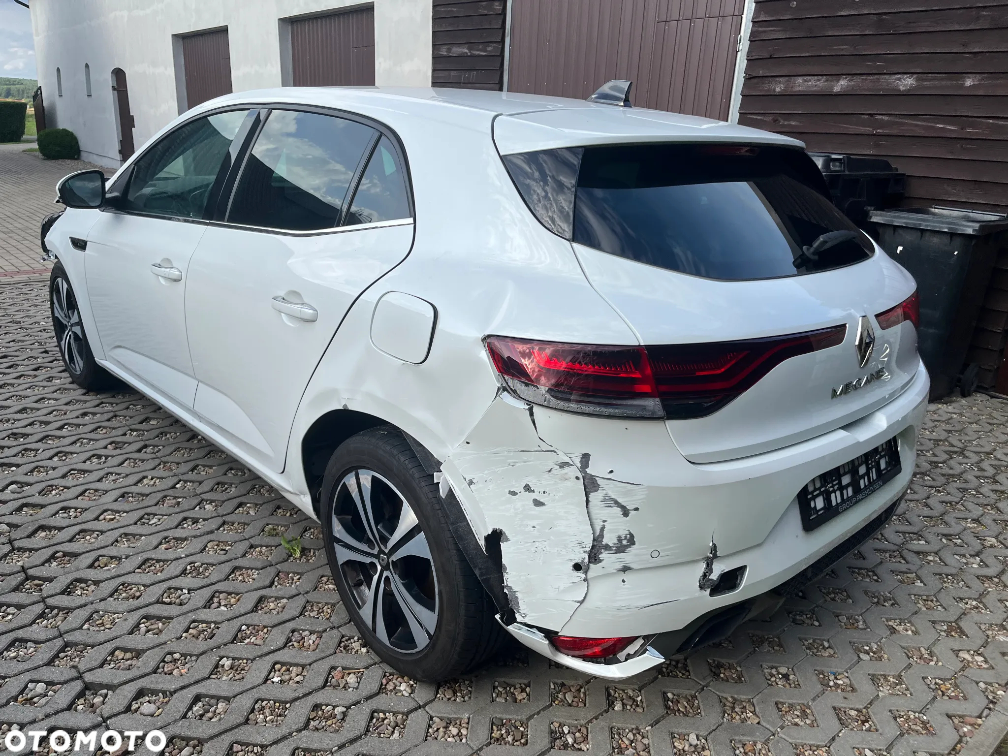 Renault Megane Grandtour E-TECH Plug-in 160 R.S LINE - 4