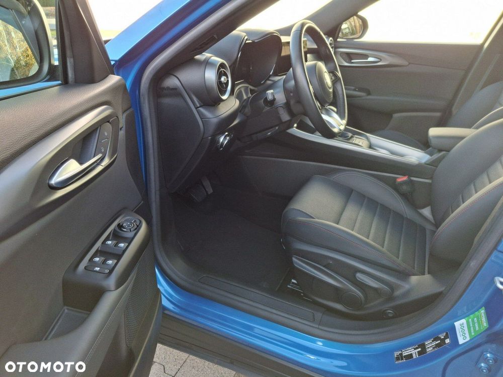 Alfa Romeo Tonale 1.5 T4 GSE mHEV Sprint DCT - 11