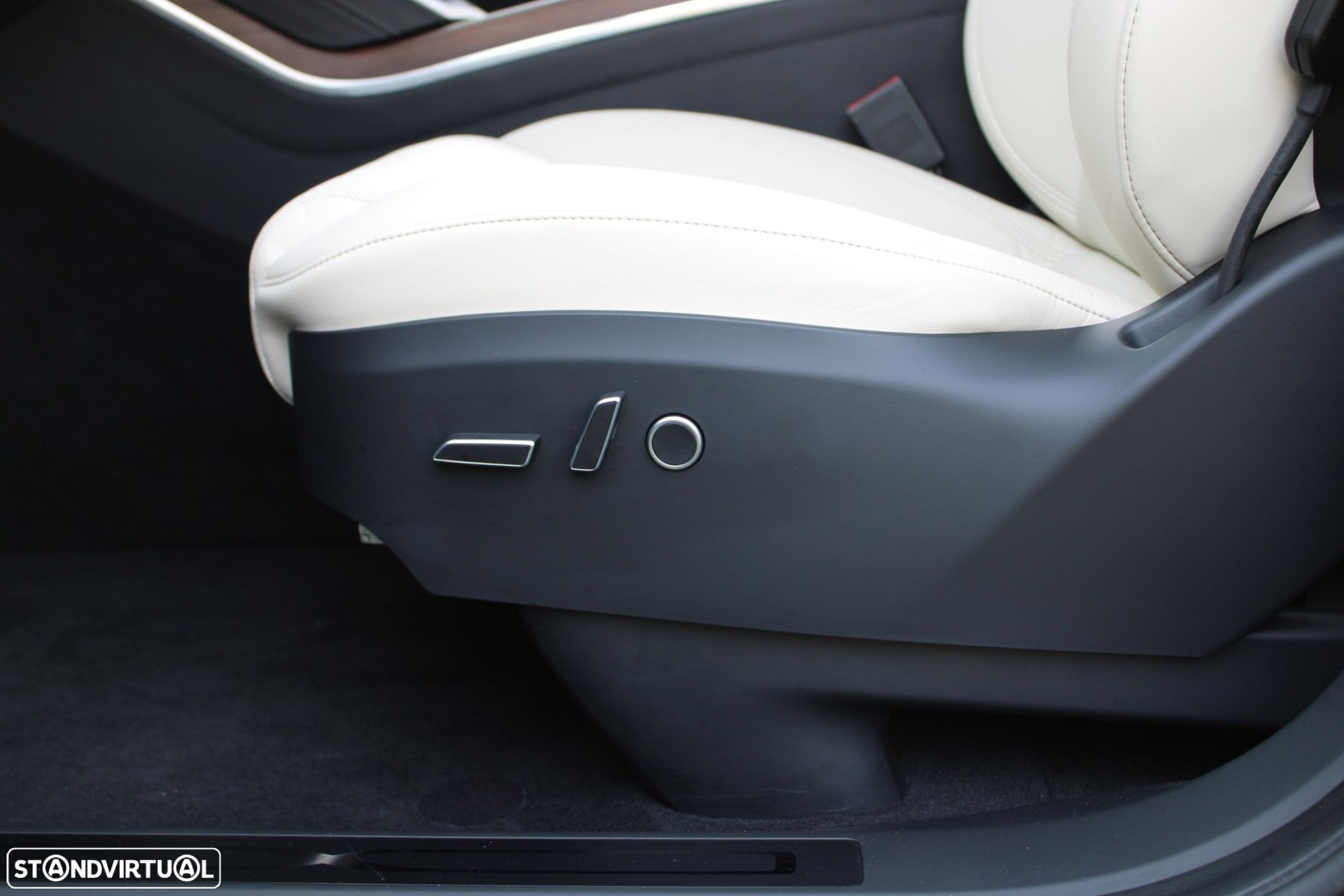 Tesla Model X Long Range AWD - 19