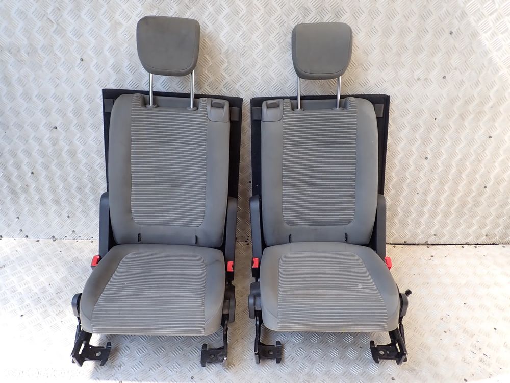 VOLKSWAGEN SHARAN 7N0 2013 ROK FOTELE 2 I 3 RZĄD MATERIAŁ ZESTAW - 1