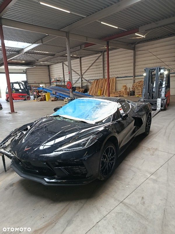 Chevrolet Corvette - 28