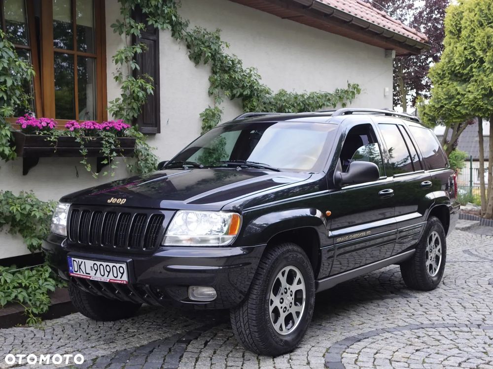 Jeep Grand Cherokee - 16