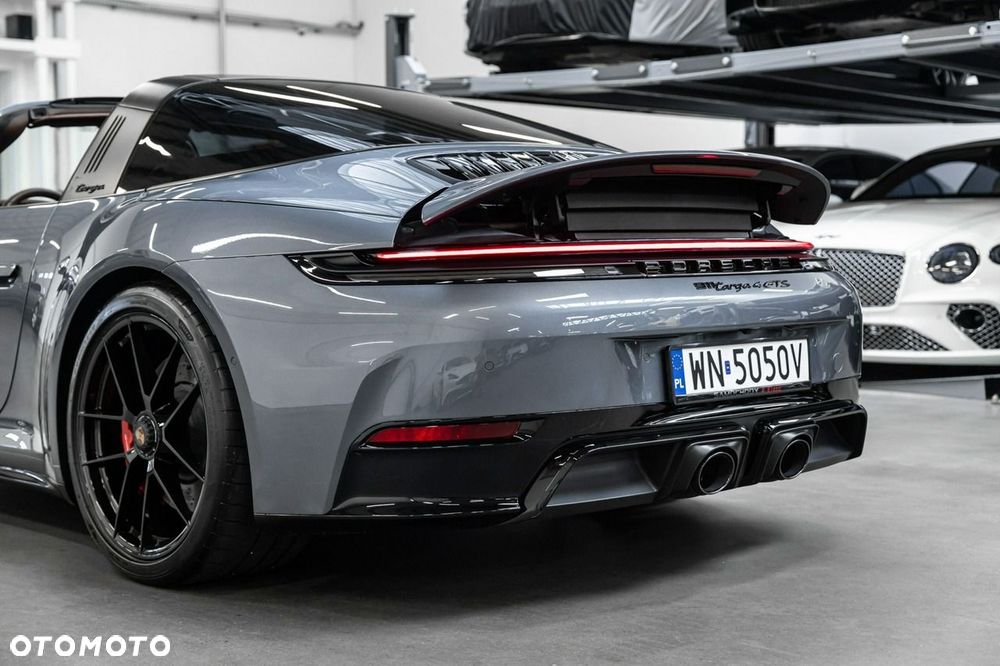 Porsche 911 Targa 4 GTS PDK - 22