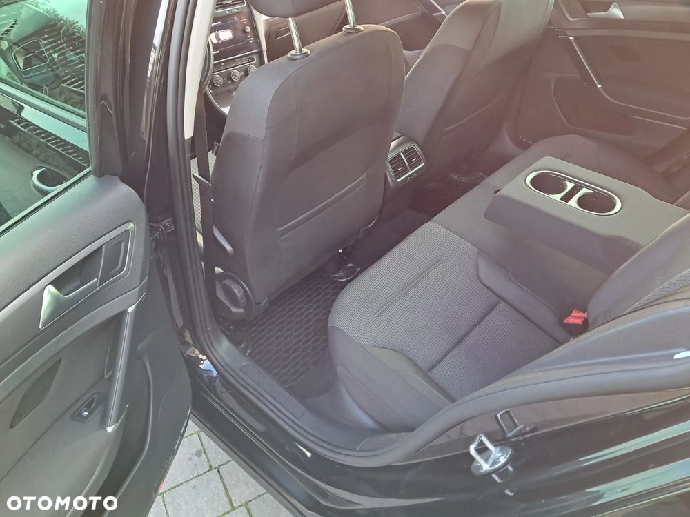Volkswagen Golf 1.6 TDI BMT Comfortline - 14