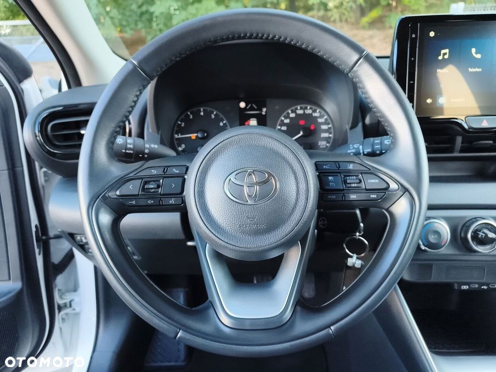 Toyota Yaris 1.5 Comfort - 21