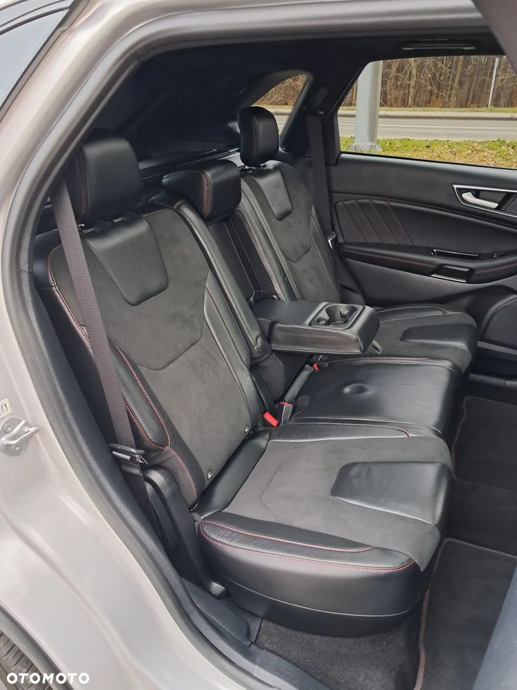 Ford Edge 2.0 TDCi Bi-Turbo 4x4 ST-LINE - 14